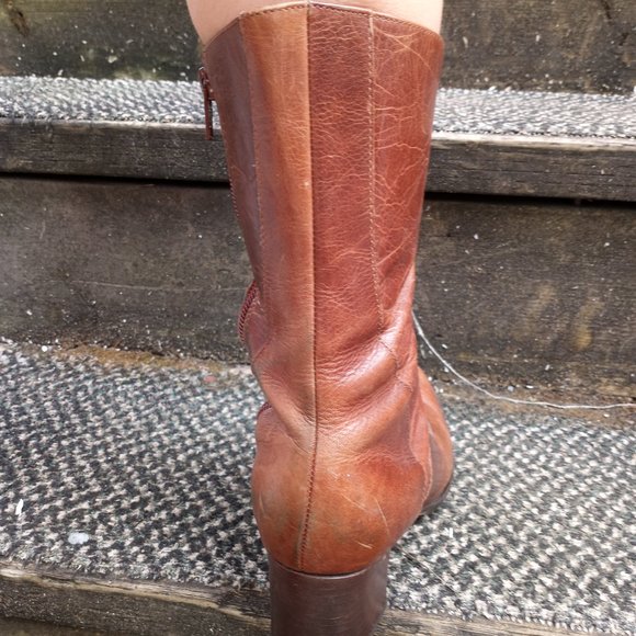 Vintage Naturalizer Brown Lace-Up Boots - Picture 7 of 9